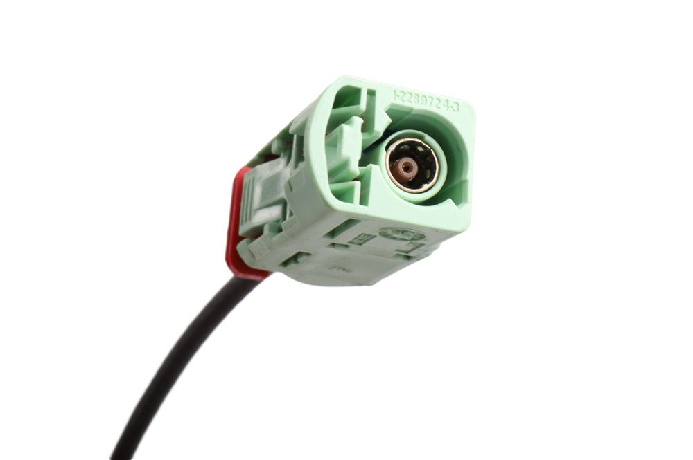 GM Genuine Parts GPS Navigation System and Digital Radio Antenna Cable Kit 84682030 — image 3